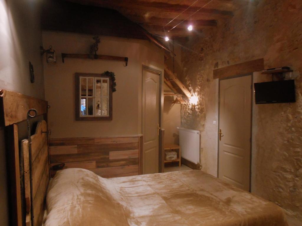 Chambres D'Hotes La Vallee Des Vignes Monthou-sur-Cher Rum bild